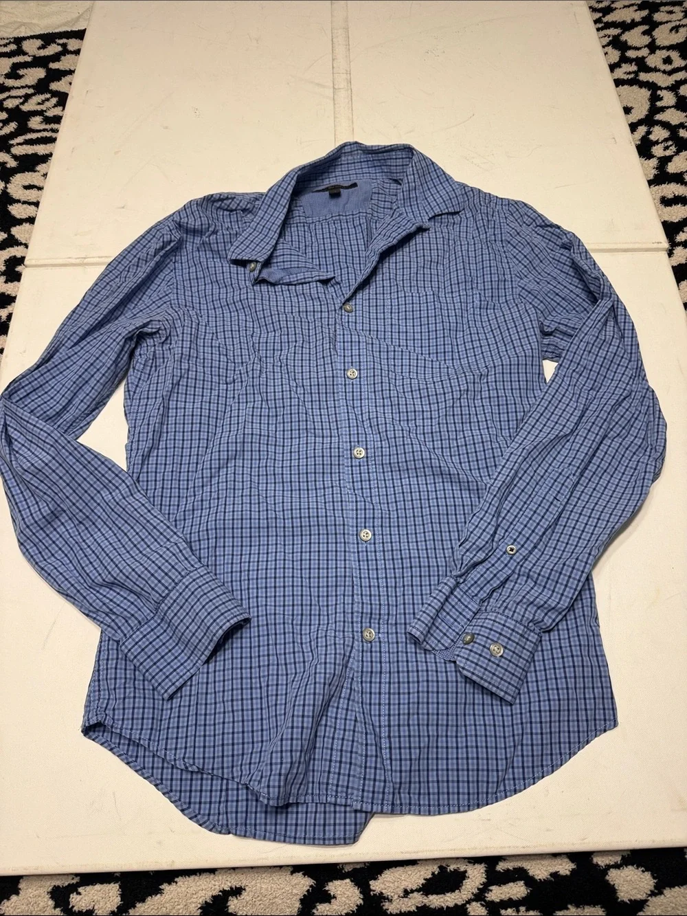 Banana Republic Blue Plaid Long-Sleeve Button-Down Shirt